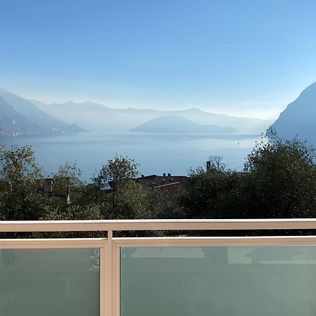 Happy Guest Apartments - Blue Apartment Riva di Solto Eksteriør bilde