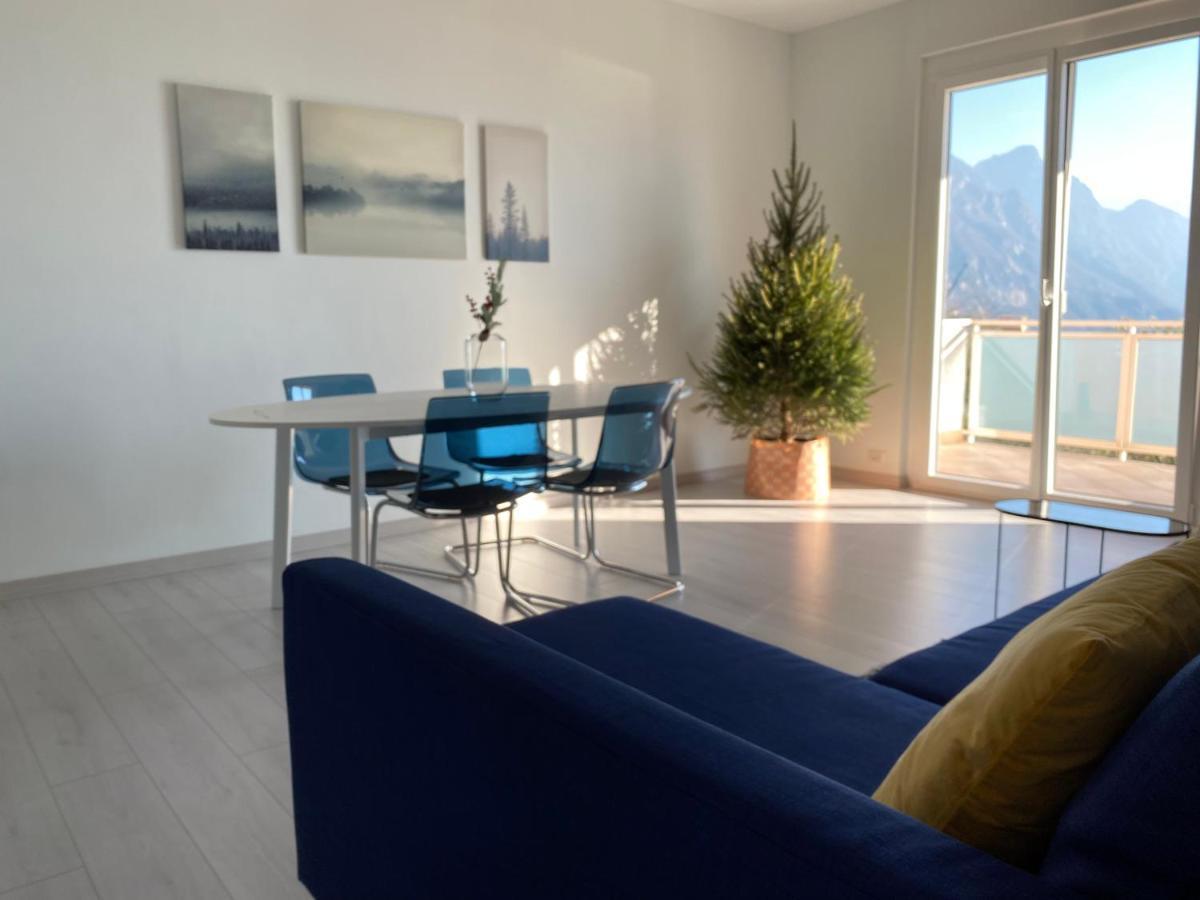 Happy Guest Apartments - Blue Apartment Riva di Solto Eksteriør bilde